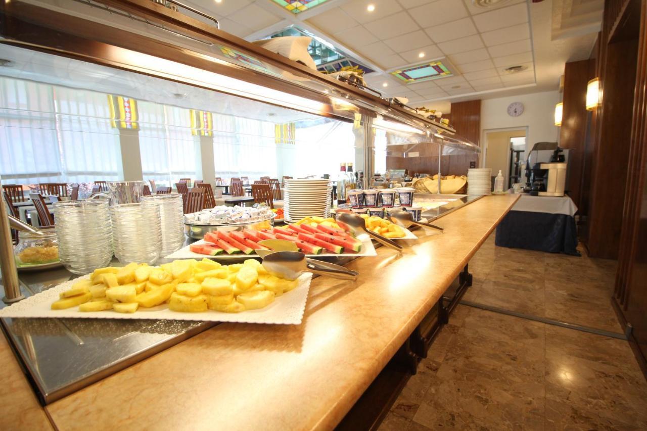 Continental B&B City Hotel Bibione Extérieur photo