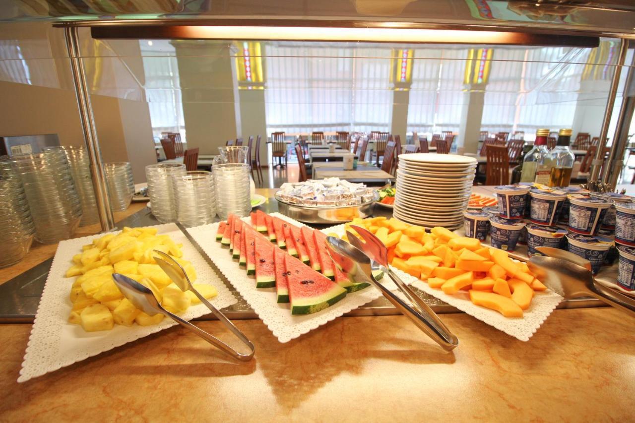 Continental B&B City Hotel Bibione Extérieur photo